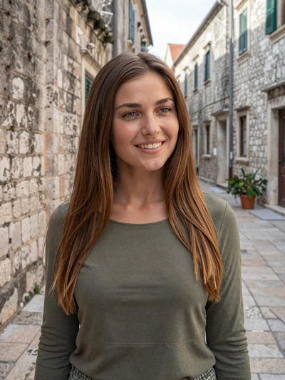 Milica, 28-year-old Montenegrin woman from Kotor in the old town - Montenegrin dating profile